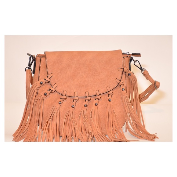 Black Rivet Handbags - Black Rivet handbag